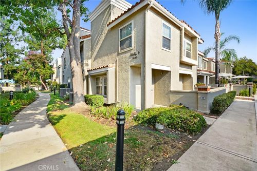 u38-8167 Vineyard Ave, Rancho Cucamonga, CA, 91730-3390 | Card Image