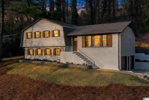 1528 Blind Brook Ln, VESTAVIA HILLS, AL, 35216-3305 | Card Image