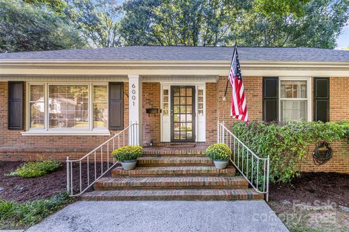 6001 Colchester Pl, Charlotte, NC, 28210-5405 | Card Image