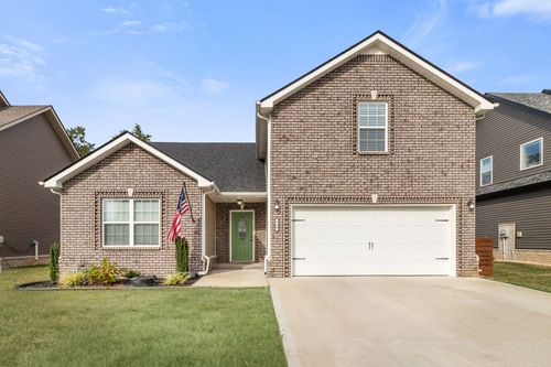 789 Buffalo Ford Dr, Clarksville, TN, 37042-2770 | Card Image