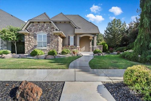 1544 E Green Haven St, Meridian, ID, 83646-6067 | Card Image