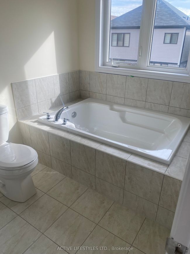 12 Ever Sweet Way, House other with 4 bedrooms, 3 bathrooms and 2 parking in Thorold ON | Image 16