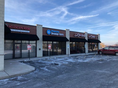 479 S Randall Rd, North Aurora, IL, 60542-4011 | Card Image