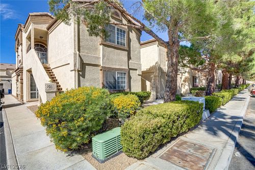 204-3660 Renovah St, Las Vegas, NV, 89129-1724 | Card Image