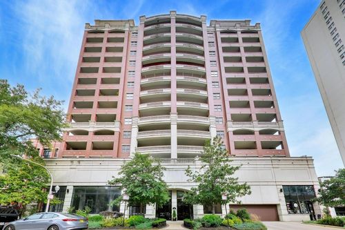 1308-828 Grace St, Chicago, IL, 60613-5769 | Card Image