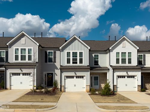 464 Glen Clova Dr, Raleigh, NC, 27603-4498 | Card Image