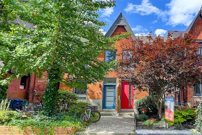 14 Marion St, Home with 3 bedrooms, 3 bathrooms and null parking in Toronto ON | Image 1