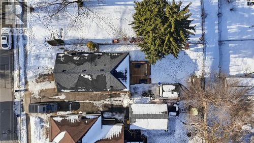 51 Norfolk Ave, Cambridge, ON, N1R3T7 | Card Image