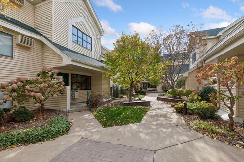 6117-7605 Edinborough Way, Edina, MN, 55435-5829 | Card Image