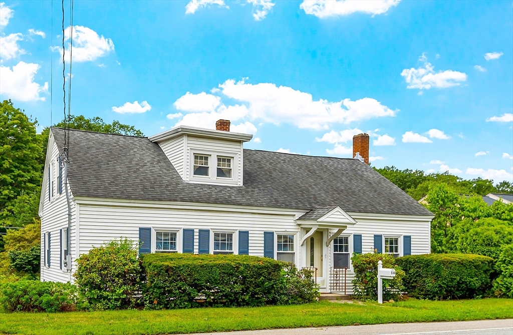 Maple Ave, Leominster, MA 01453