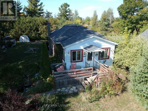 3268 Wayne St, Osgoode, ON, K0A2W0 | Card Image