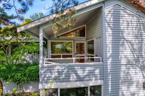 b301-1220 6th Ave S, Edmonds, WA, 98020-4637 | Card Image