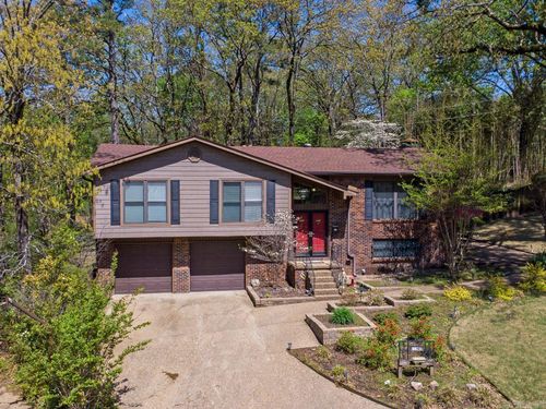 9925 Echo Valley Ct, Little Rock, AR, 72227-2115 | Card Image