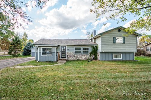 12315 Kimler Rd, Eaton Rapids, MI, 48827-9407 | Card Image
