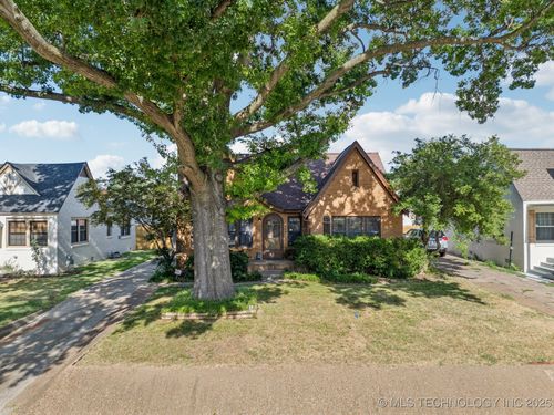 1423 Gary Pl, Tulsa, OK, 74104-4828 | Card Image