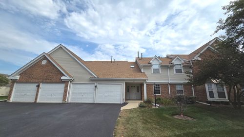 w2-67 Beechmont Ct, Schaumburg, IL, 60193-7430 | Card Image