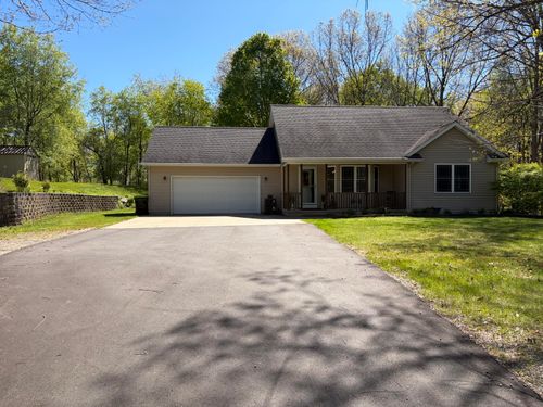6050 Egan Ave, Caledonia, MI, 49316-7425 | Card Image