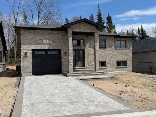 134 Andrew Ave, North Bay, ON, P1B0G8 | Card Image