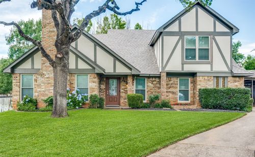 5725 Trails Edge Ct, Arlington, TX, 76017-1146 | Card Image