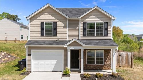 1421 Long Hope Dr, Winston Salem, NC, 27127-5847 | Card Image
