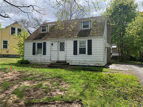 724 Ontario St, Fulton, NY, 13069-1456 | Card Image