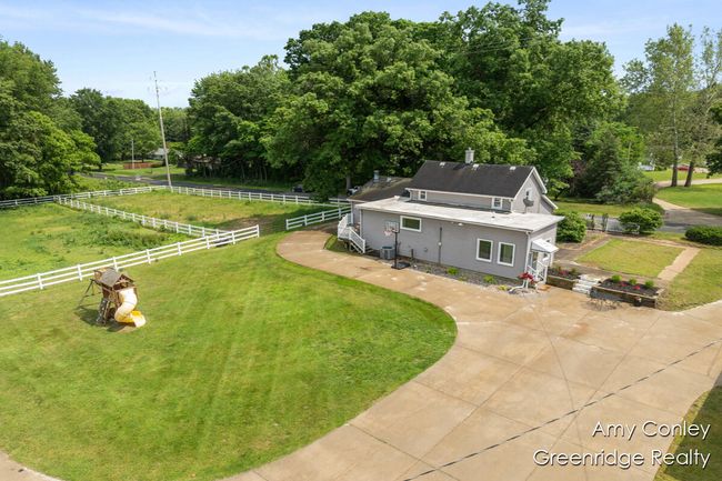 HORSE PASTURES | Image 8