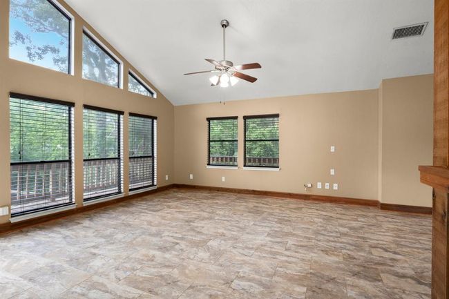 20095 Scott Gardner Rd, House other with 3 bedrooms, 2 bathrooms and 2 parking in New Caney TX | Image 14
