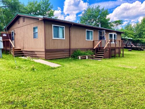 28 W Shore Rd, Babb, MT, 59411-5035 | Card Image