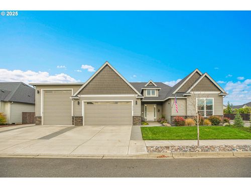 18308 Ne 79th St, Vancouver, WA, 98682-3364 | Card Image