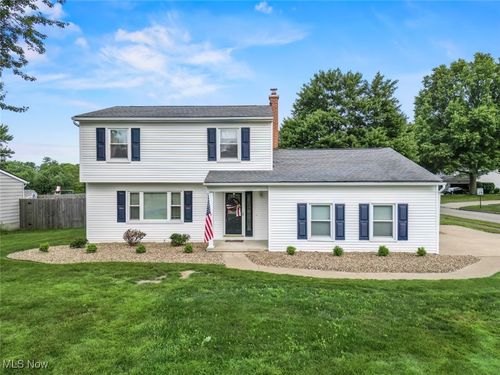 450 Garden Valley Dr, Boardman, OH, 44512-6506 | Card Image