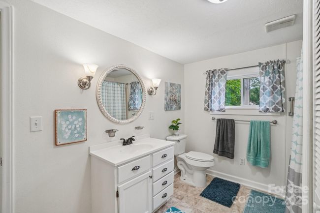 Full bath | Image 18