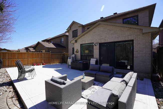 23 Hollowgrove Blvd, House other with 6 bedrooms, 5 bathrooms and 4 parking in Brampton ON | Image 44