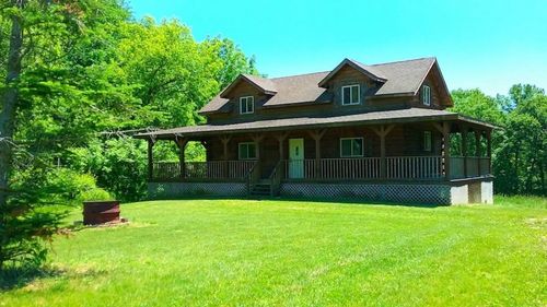 1815 Shamrock Ln, Waterville, IA, 52170 | Card Image