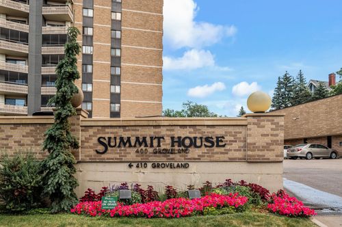 apt-1810-400 Groveland Ave, Minneapolis, MN, 55403-3249 | Card Image