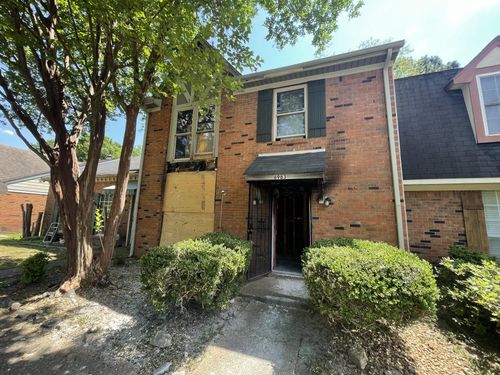 6983 Crestridge Rd, Memphis, TN, 38119-8758 | Card Image
