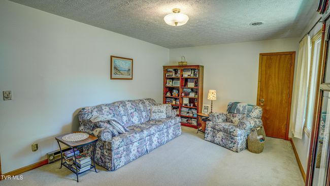 683 Ridge Dr, House other with 3 bedrooms, 2 bathrooms and null parking in Piney Flats TN | Image 5