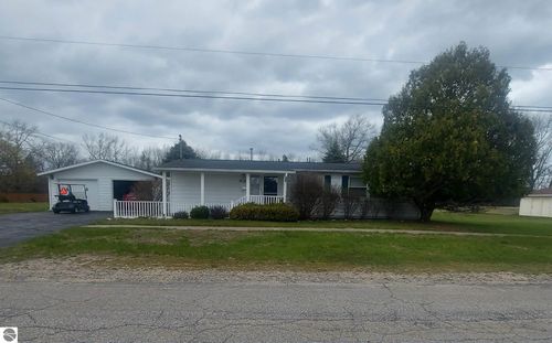 10048 8th St, Oscoda, MI, 48750-1925 | Card Image