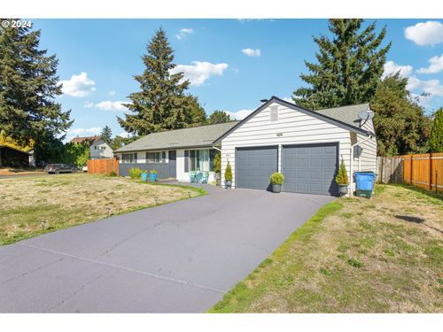 8400 Ne Royal St, Vancouver, WA, 98662-7337 | Card Image