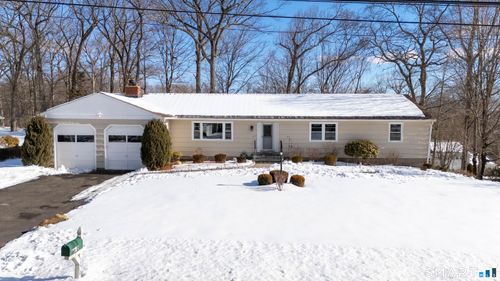 250 Lockwood Rd, Fairfield, CT, 06825-2647 | Card Image