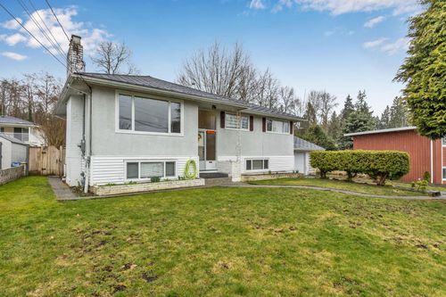 11032 86a Ave, Delta, BC, V4C2Y2 | Card Image