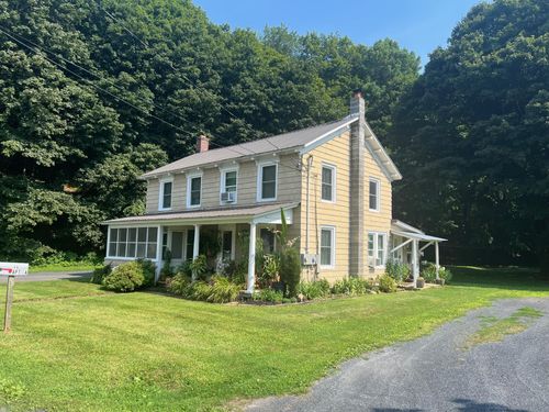 46 Myrtle Ave, Pine Plains, NY, 12567-5610 | Card Image