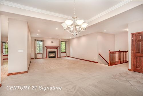 6893 Wild Pine Circle Circle, Saginaw Charter Township, MI, 48603 | Card Image