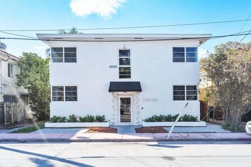 apt-8-7510 Byron Ave, Miami Beach, FL, 33141-2331 | Card Image
