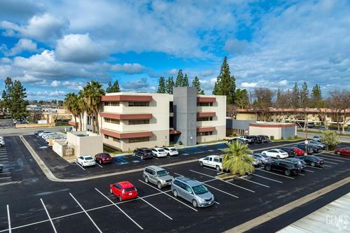 302-3550 Q St, Bakersfield, CA, 93301-1645 | Card Image