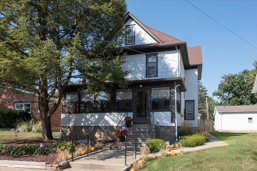 847 S 1st St, Dekalb, IL, 60115-4121 | Card Image