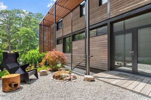 924 Tower St, Raleigh, NC, 27607-6950 | Card Image