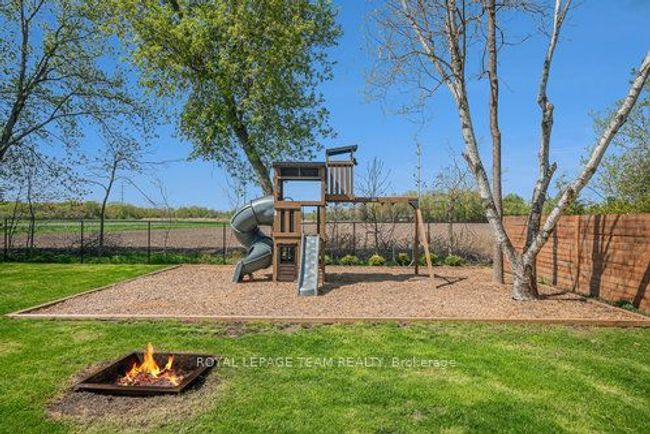 3161 Steeple Hill Cres, House other with 4 bedrooms, 2 bathrooms and 6 parking in Richmond ON | Image 27
