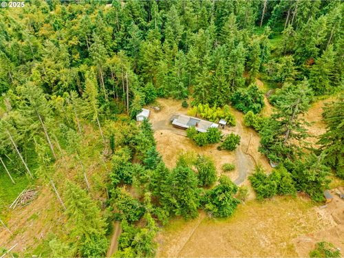 32738 Eagle Wood Dr, Cottage Grove, OR, 97424-9507 | Card Image
