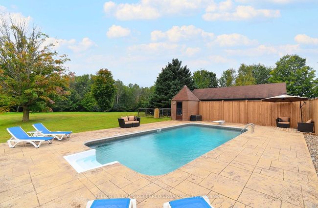 3243 St John's Sideroad, House other with 7 bedrooms, 7 bathrooms and 20 parking in Cedar Valley ON | Image 40