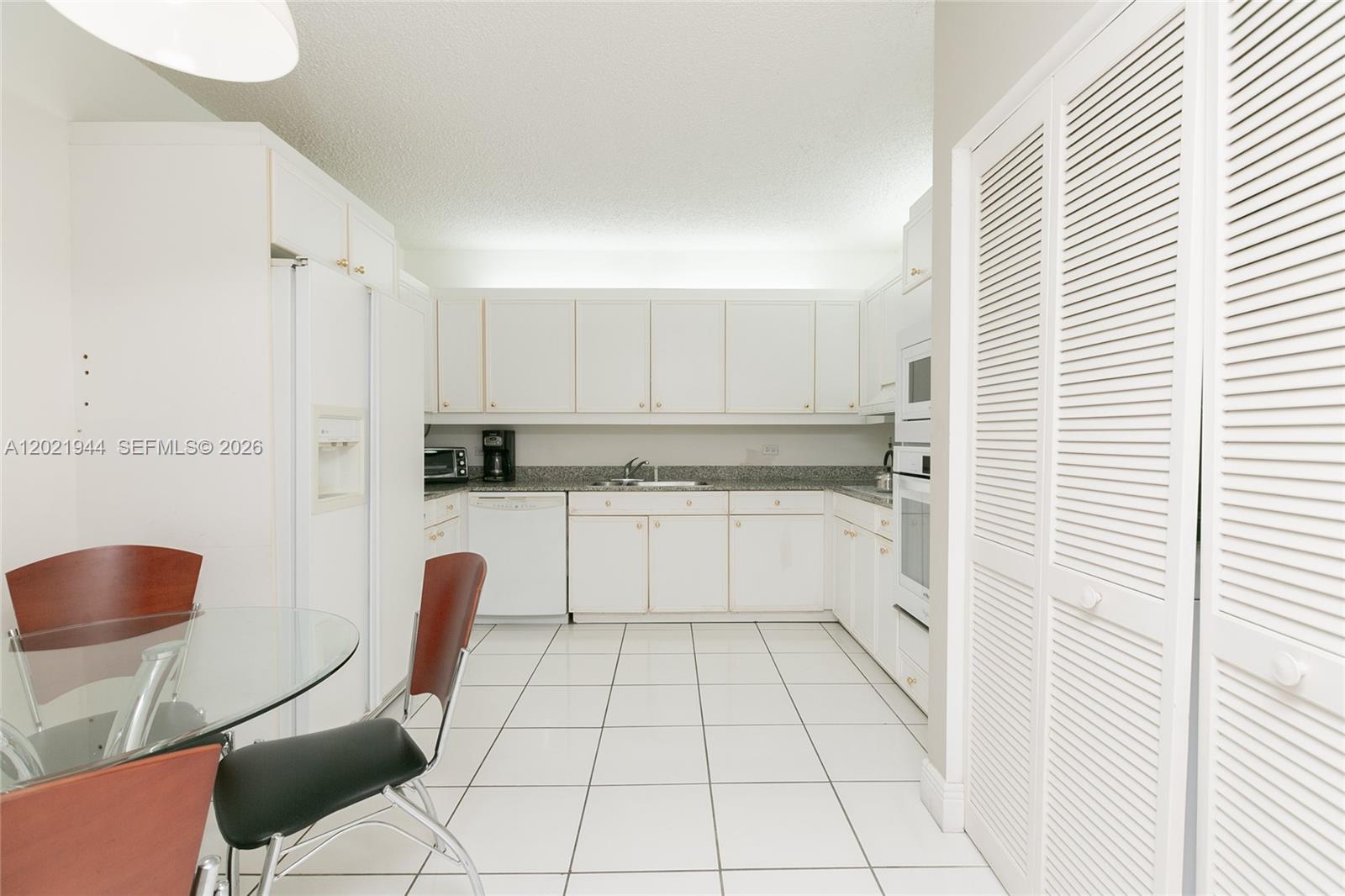 Residential Lease in Surfside 5